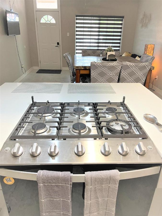 Close To All, Restful Duplex A In Downtown, Utep, Hospitals 艾爾帕索 外观 照片